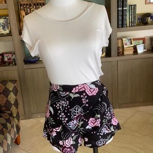 LF floral skort & off white shirt